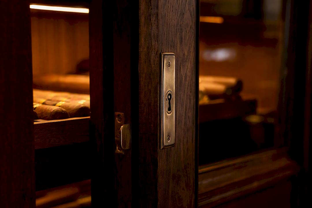 Locking mechanism on cigar storage cabinet