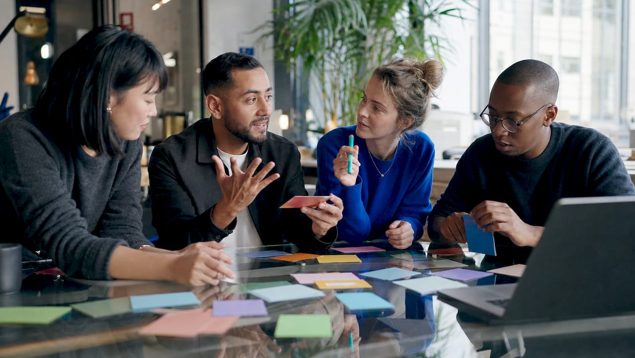 Collaborative data input planning for predictive models