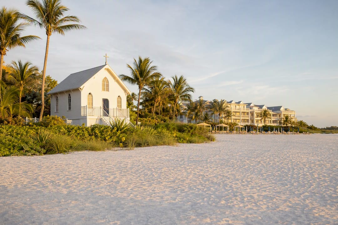 Captiva island chapel and beachfront resort