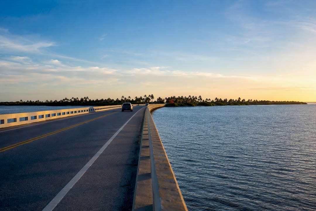 Causeway approach toward Captiva island