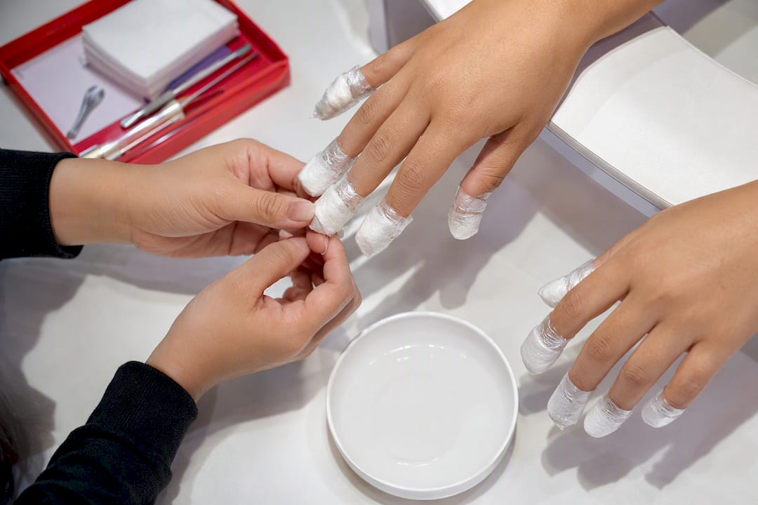 Professional acetone soak for acrylic removal