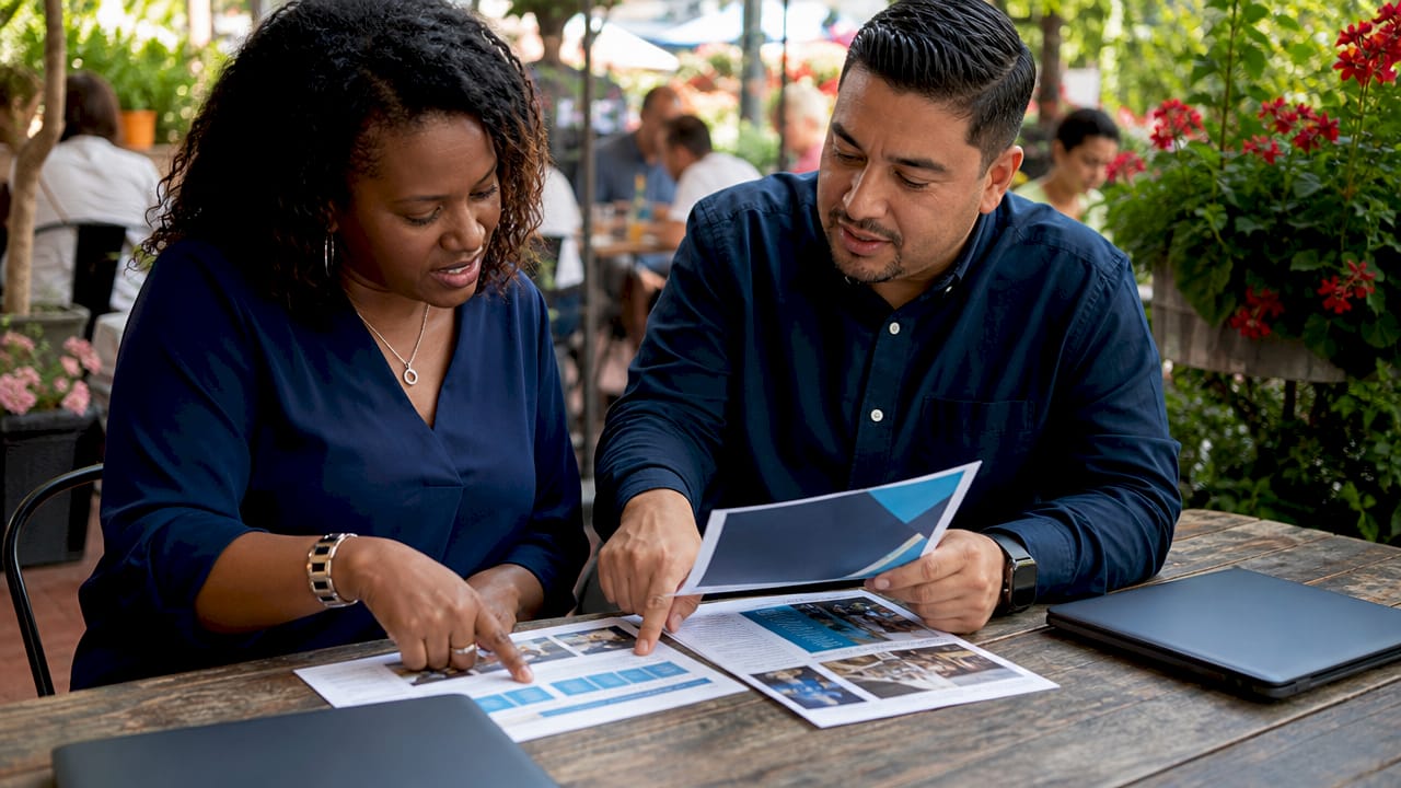 Recruiters collaborating with CDL training school