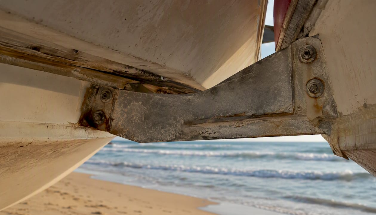 Catamaran crossbeam structural joint close-up