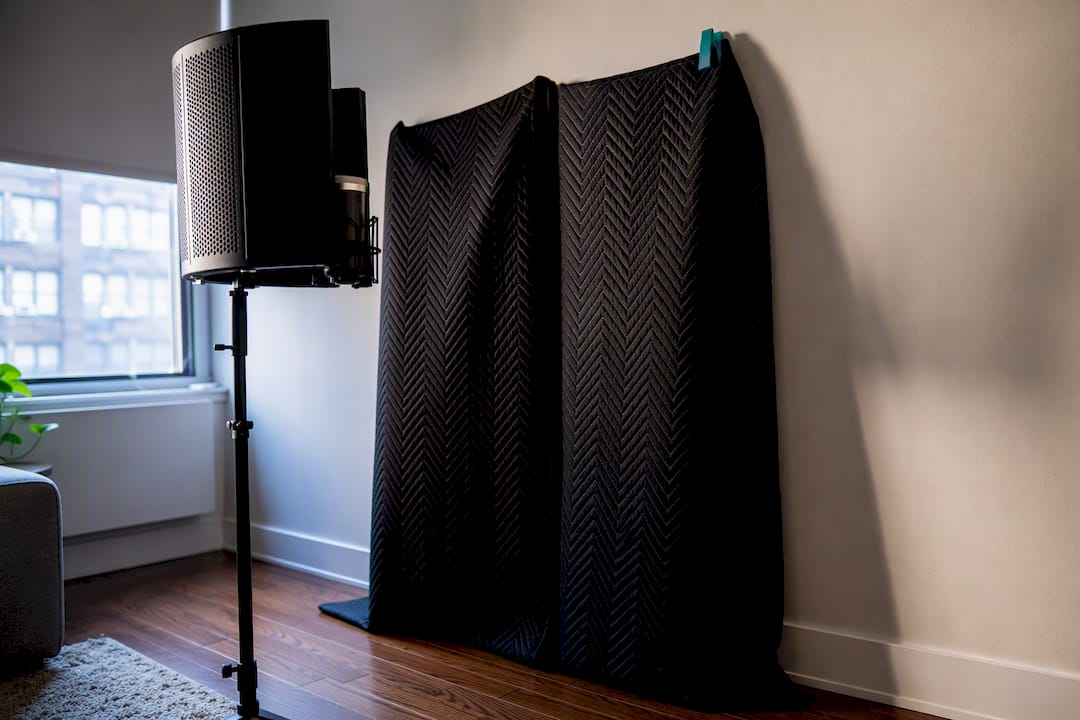 Reflection filter and blankets treating vocal recording space