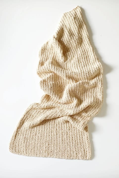 Amazon.com: Lion Brand Yarn, Homespun Bulky Crochet Yarn, Pearls ...