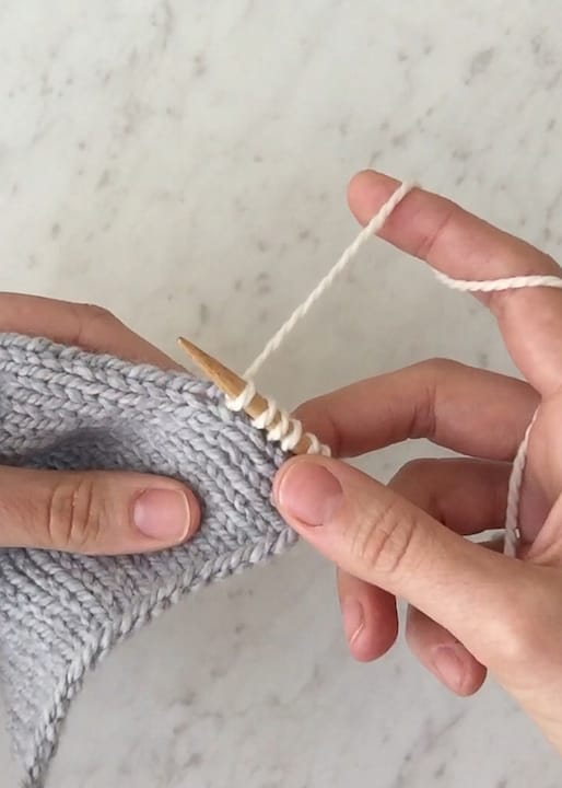 Picking Up Stitches Tutorial: Step-By-Step Knitting Instructions