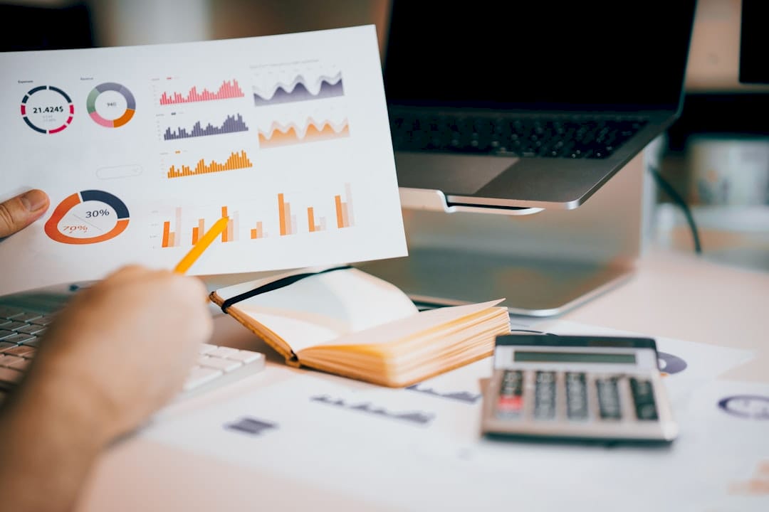 How Annual Report Analysis Works for Investors