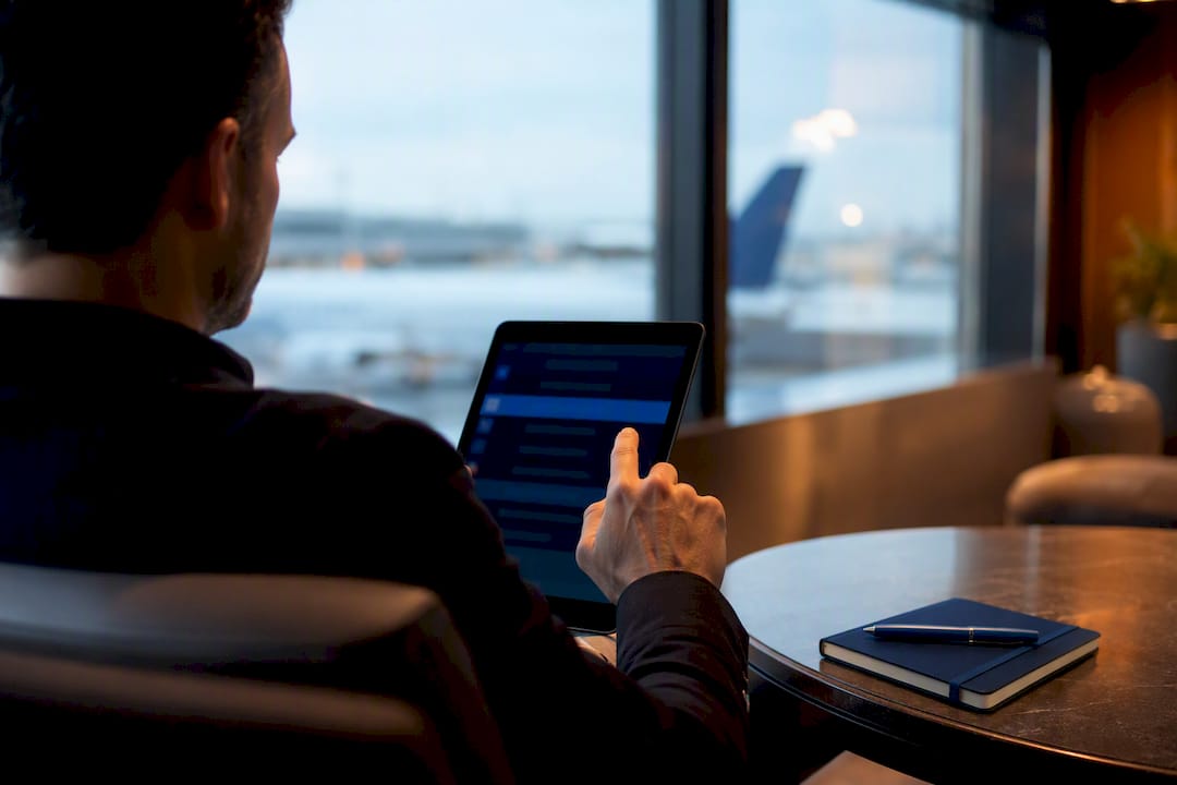 Professional selecting a high-stakes email
