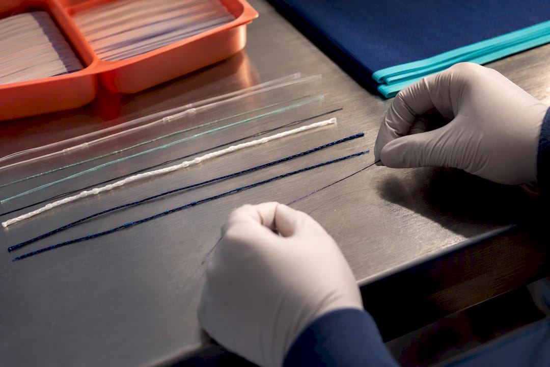 Anonymous suture materials on clinical preparation surface