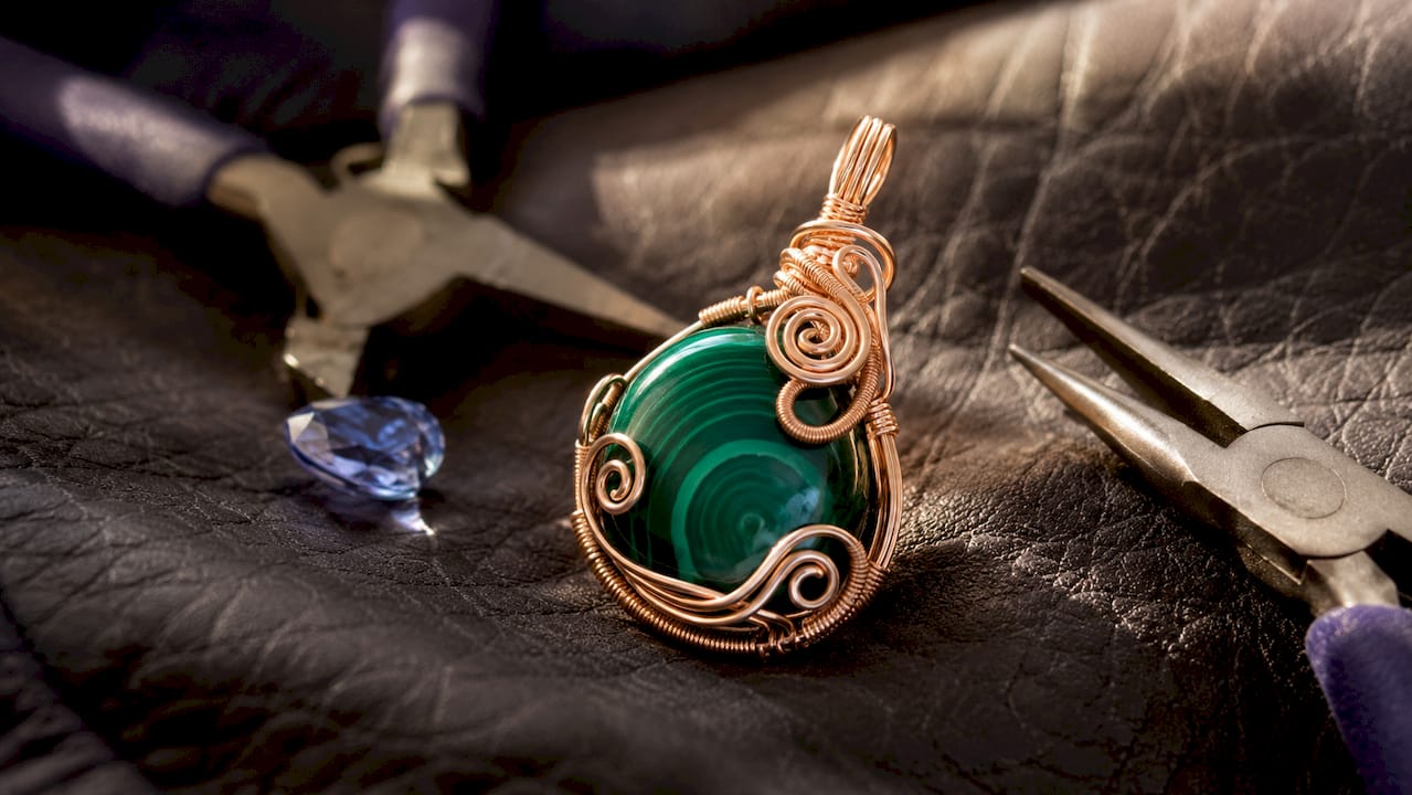 Wire-Wrapped Gemstone Jewelry: 8 Inspiring Examples Close-up of wire-wrapped cabochon pendant