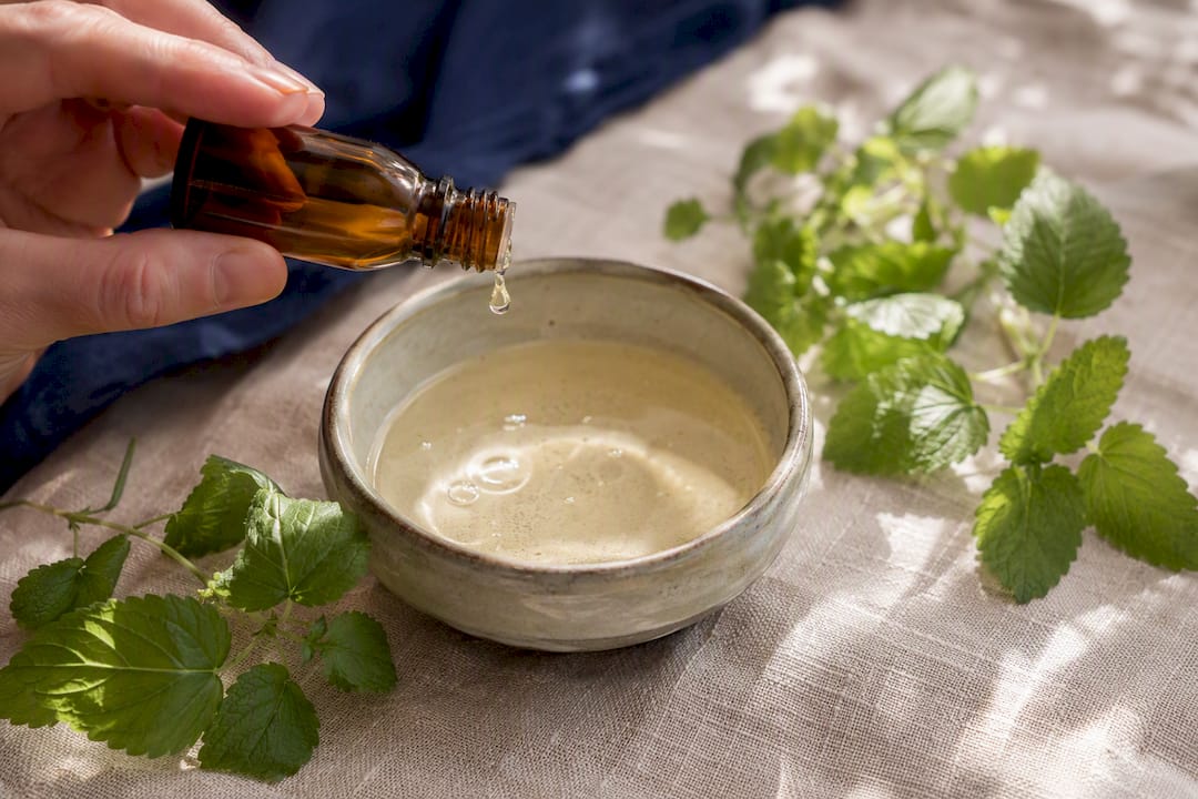 Diluting peppermint essential oil drops