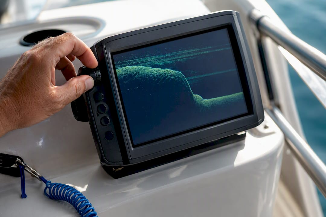Depth finder showing a sudden underwater drop-off