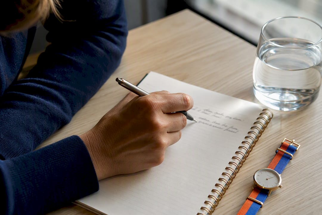 Hand recording daily wellness observations