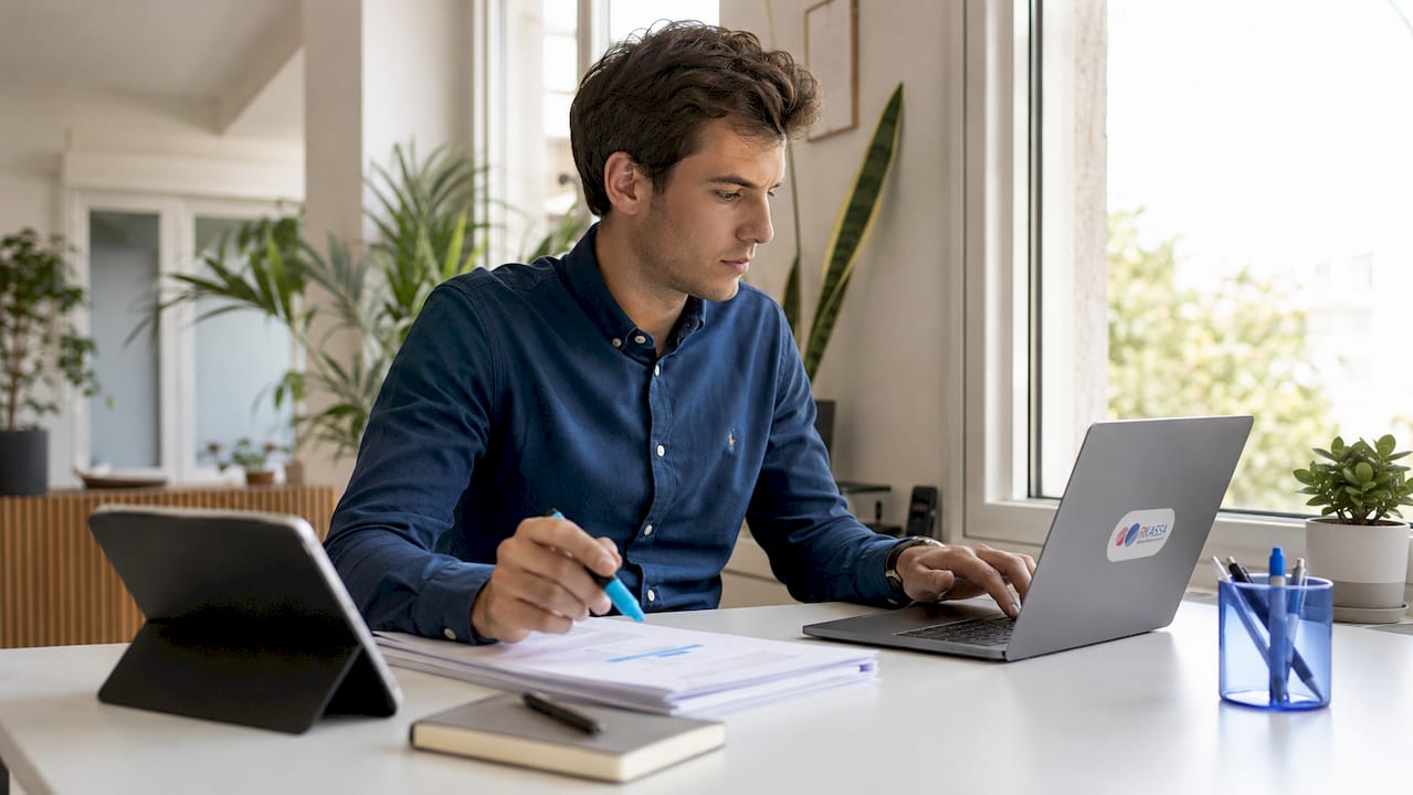 Ondernemer zet stappen om webshop en kassasysteem te integreren