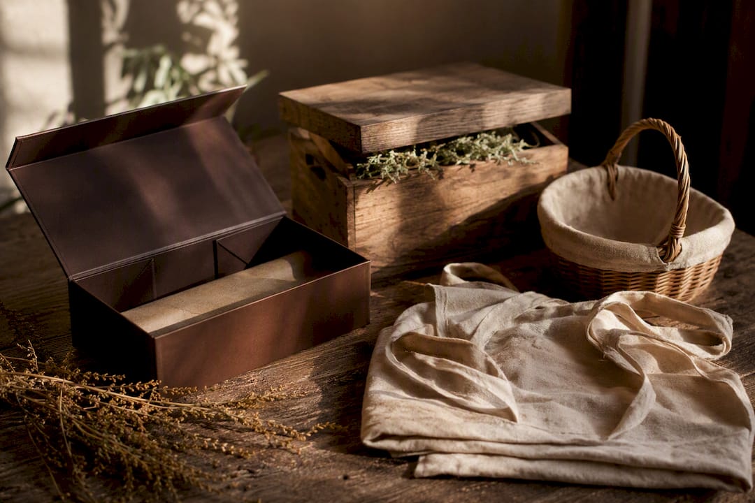 Verschiedene elegante Verpackungsarten für Geschenkkörbe