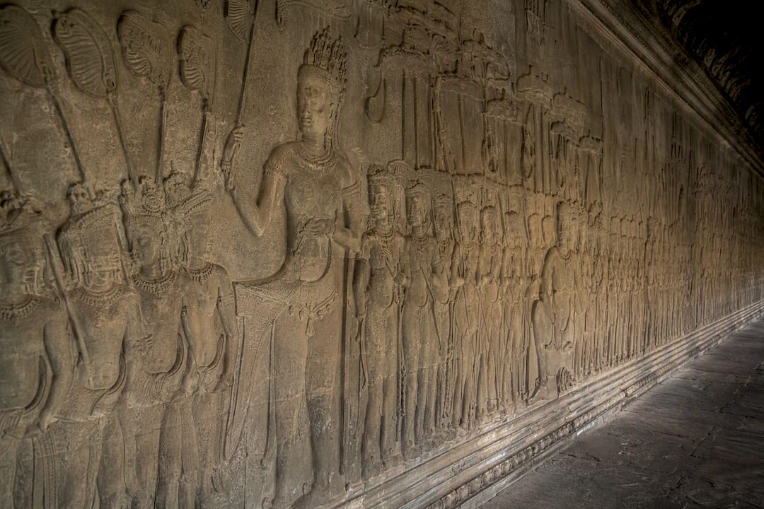 Angkor Wat royal procession bas-relief