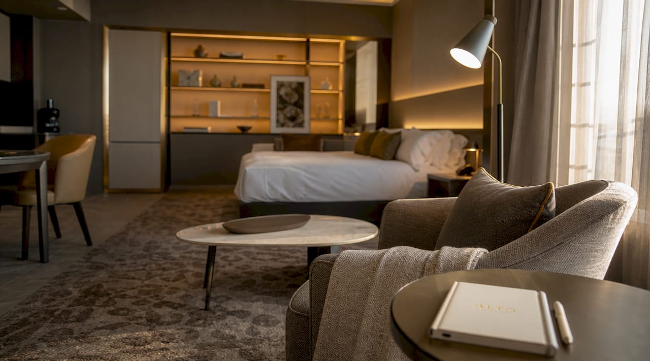Boutique studio room ambient lighting details