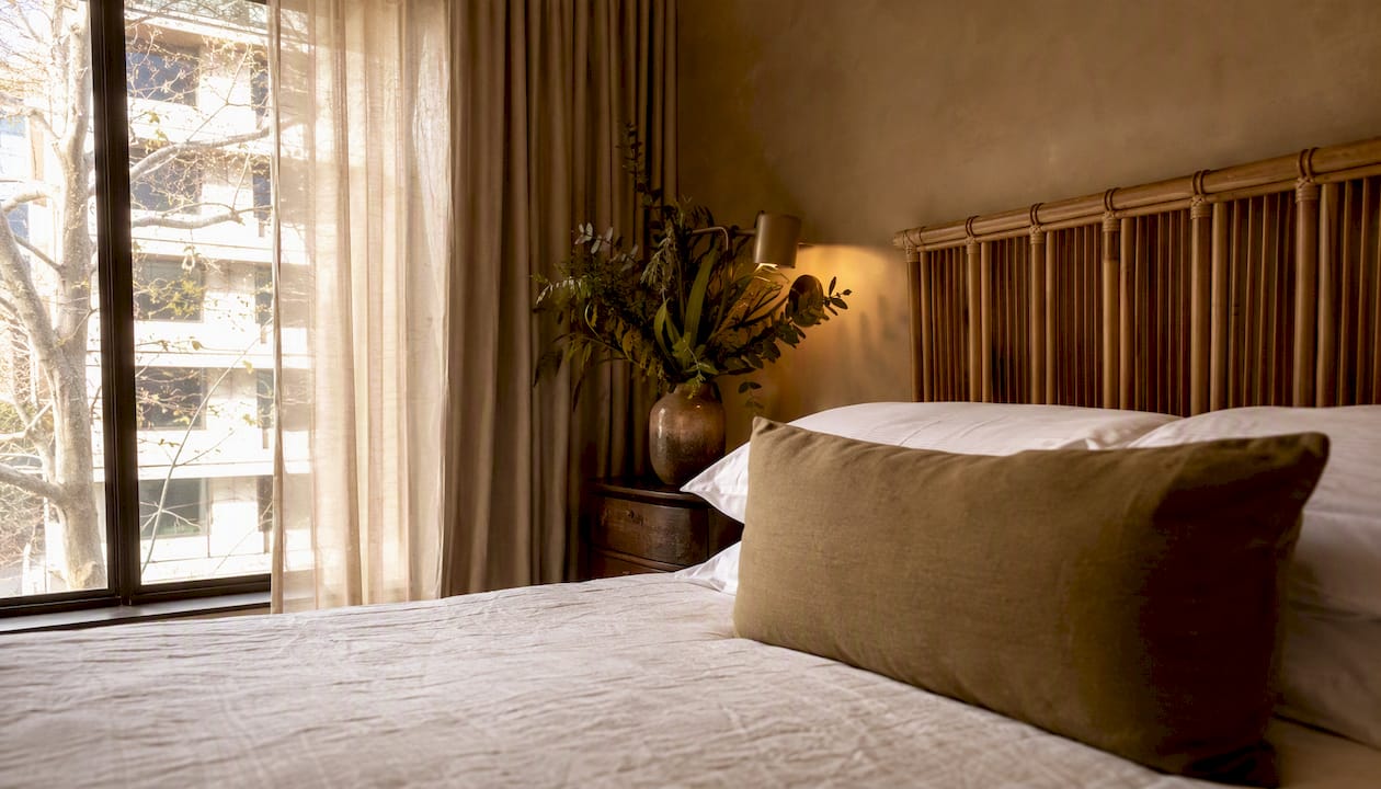 Sustainable hotel room with natural materials
