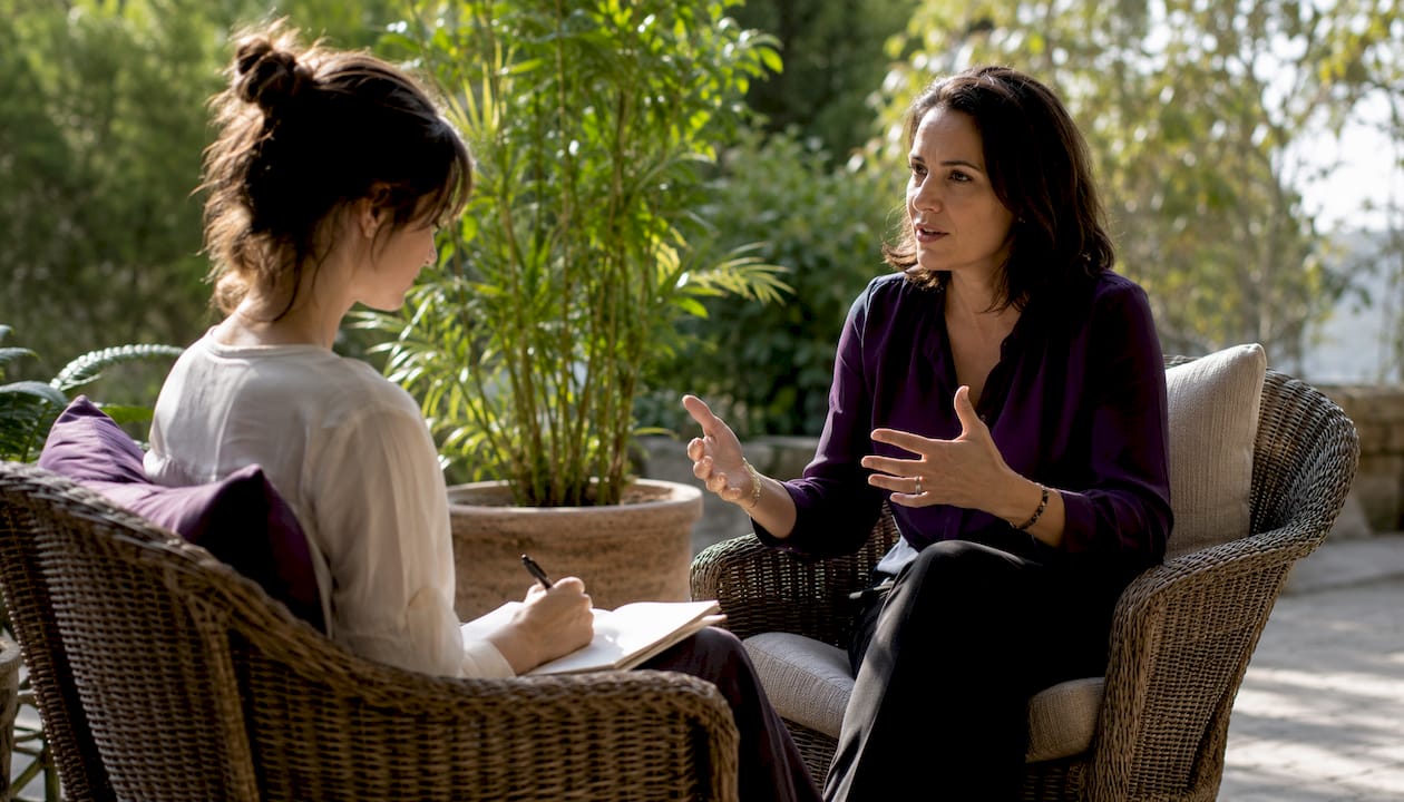 Therapist and client in cognitive therapy session