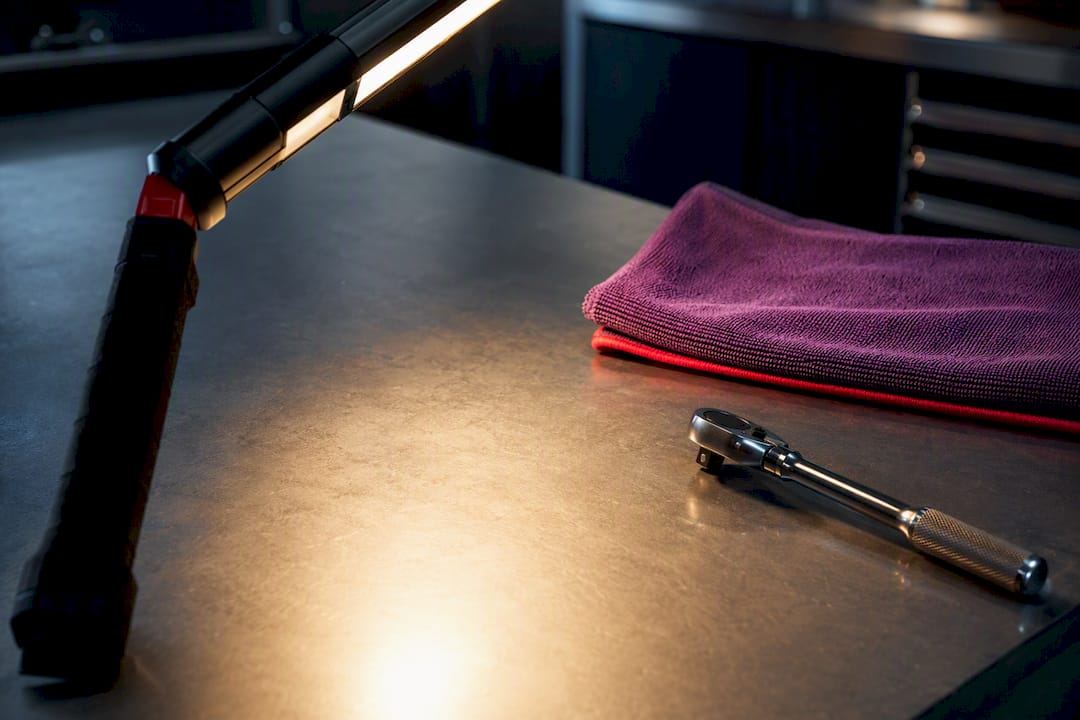 Inspection light illuminating a clean workshop surface