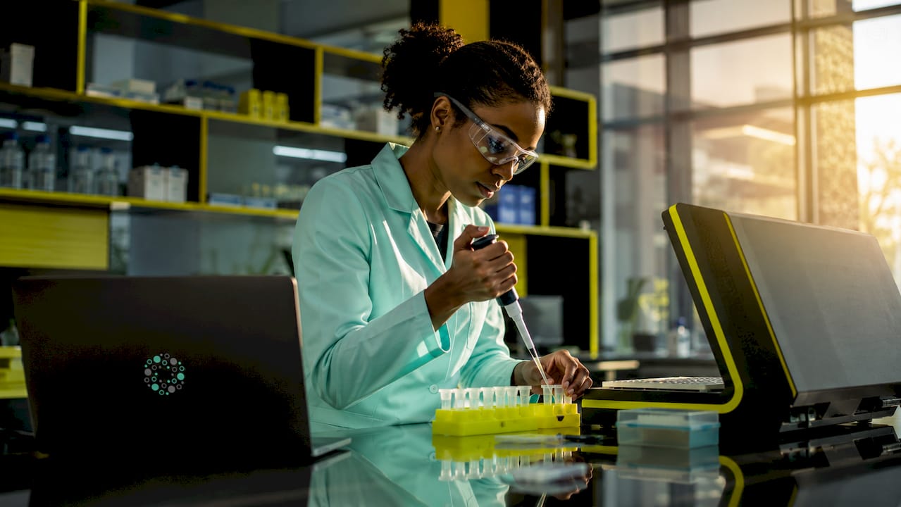 Scientist performing molecular profiling in lab