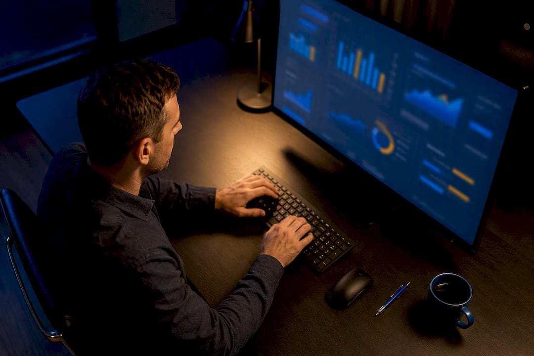 Seller analysing review rate trends