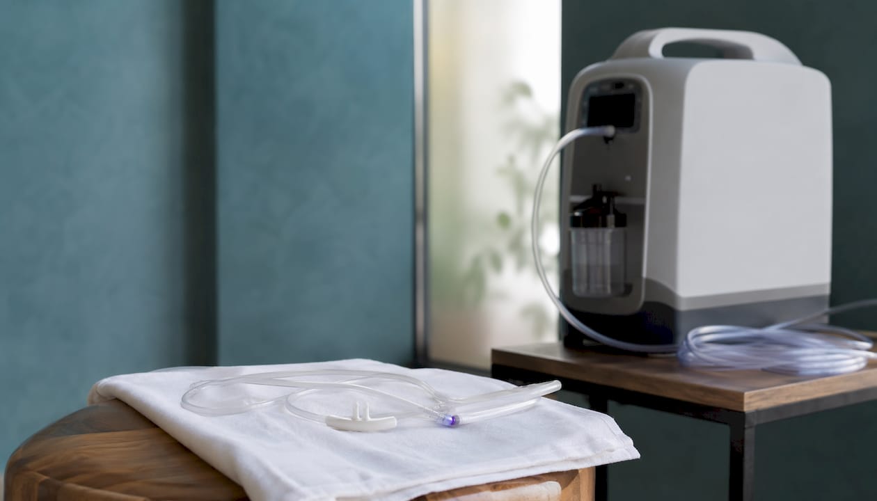 Normobaric oxygen therapy equipment close-up
