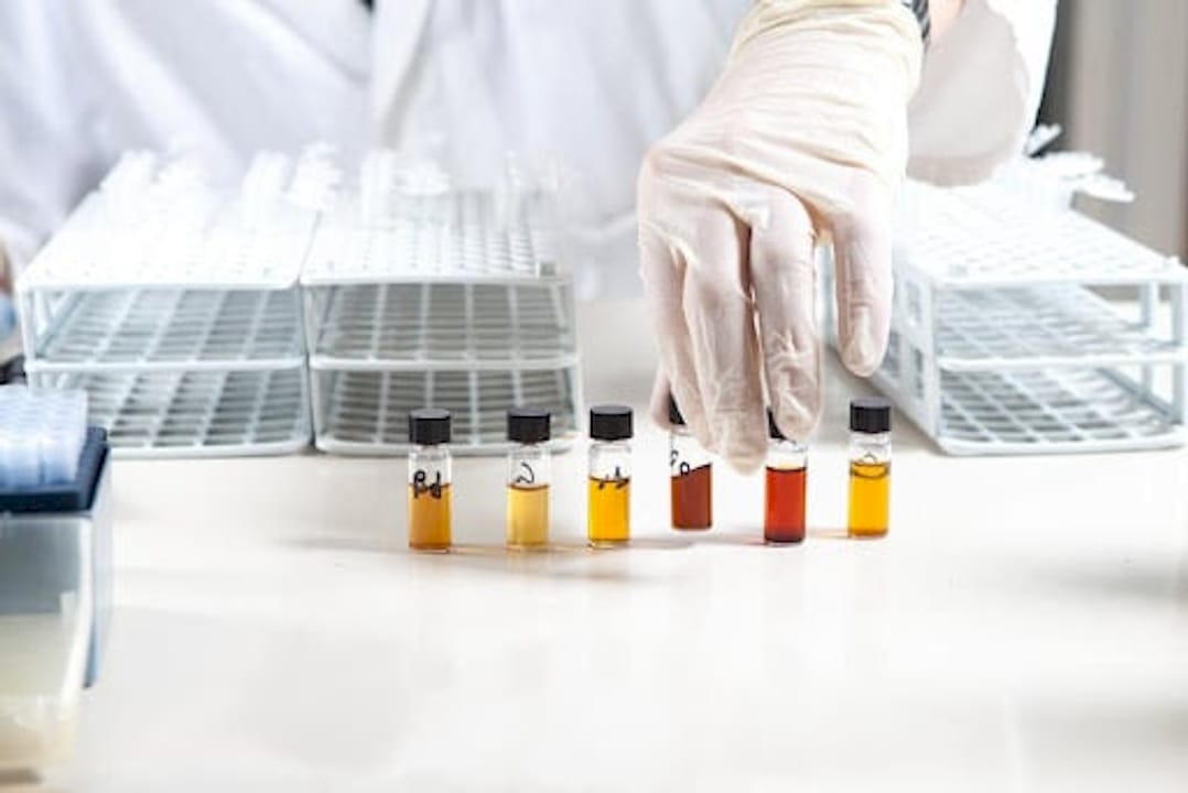 How Experts Determine Essential Oil Purity