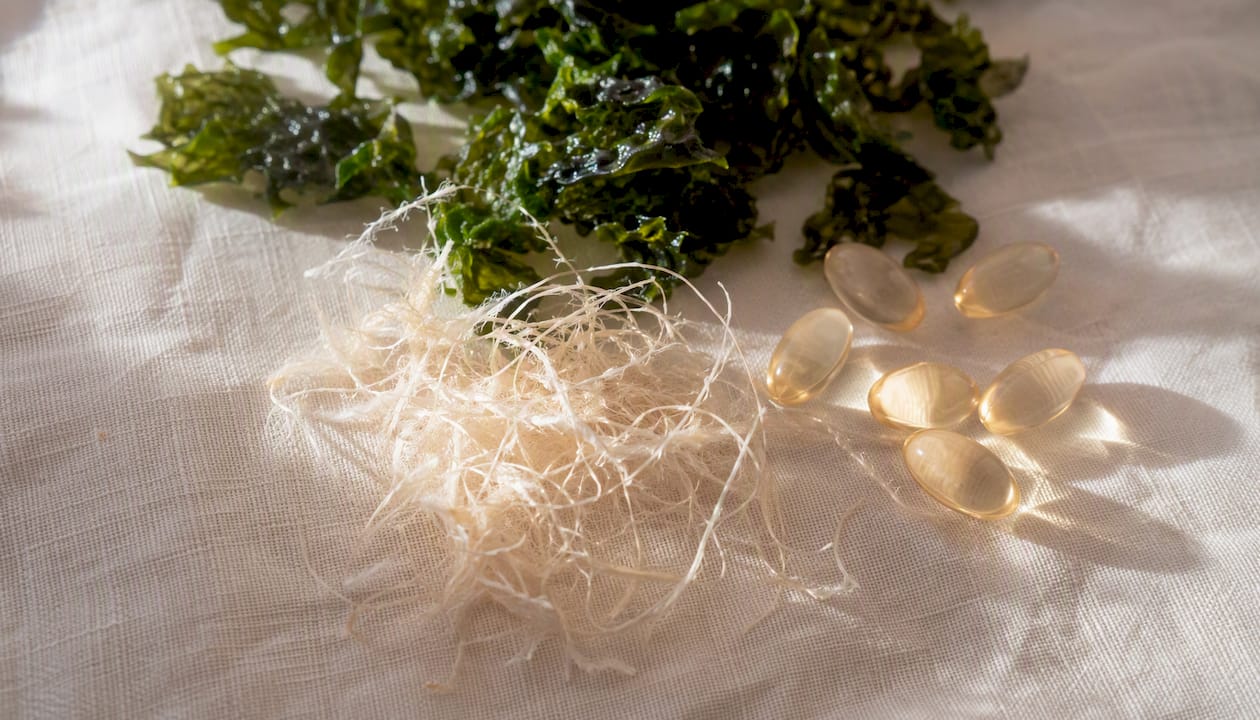 Natural collagen peptide ingredients on linen