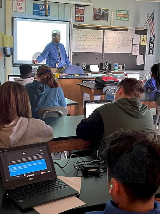 Translation earbuds are "a game changer" in ENL teaching and ...