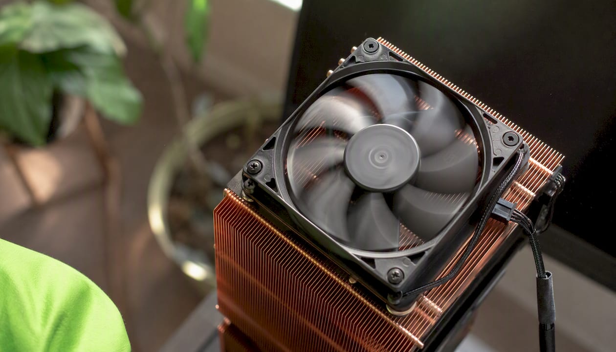 Close-up of LED grow light heat sink and fan cooling