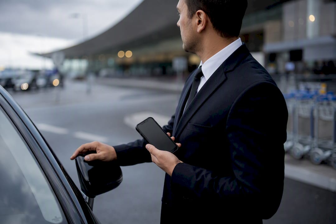 What "Included Waiting Time" Really Means for Airport Transfers