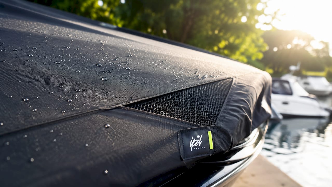 Close-up breathable watercraft cover fabric and ventilation