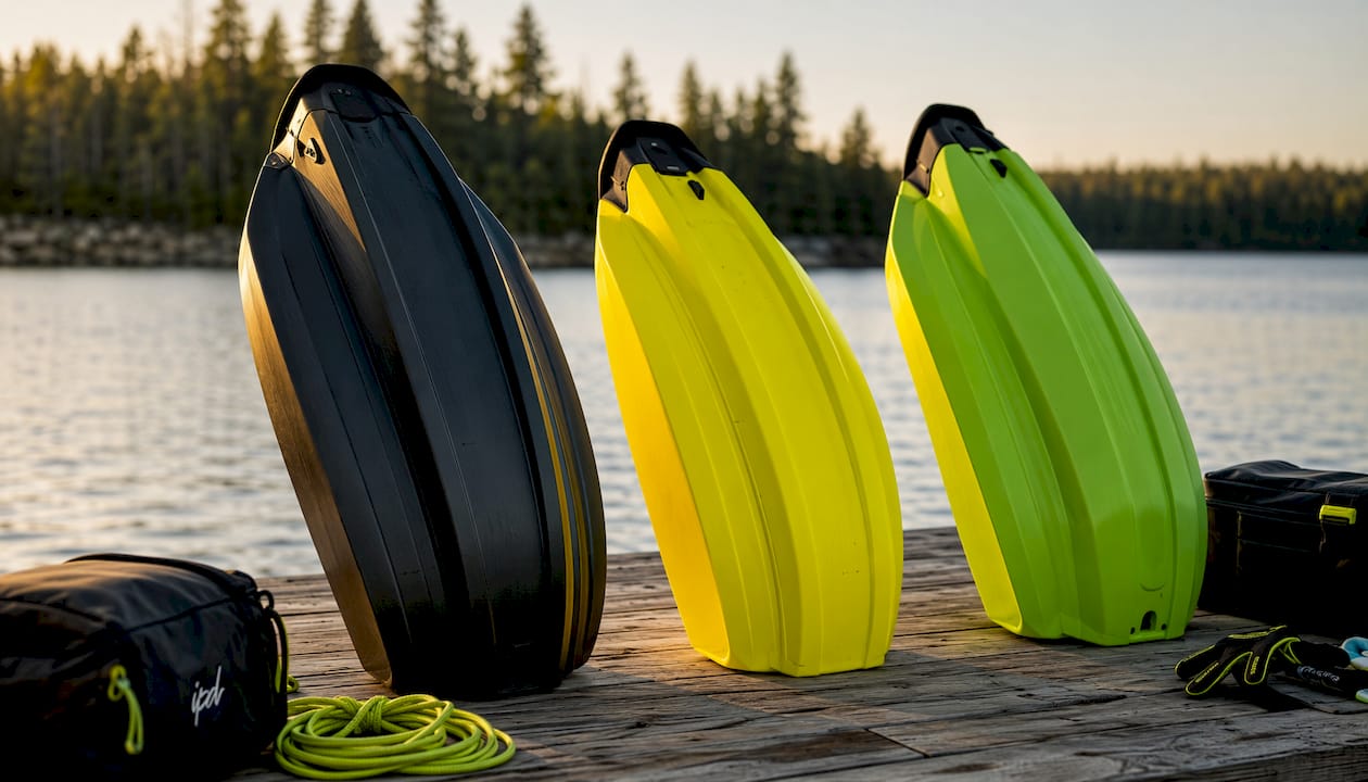 Three PWC hull rocker profile comparisons in studio