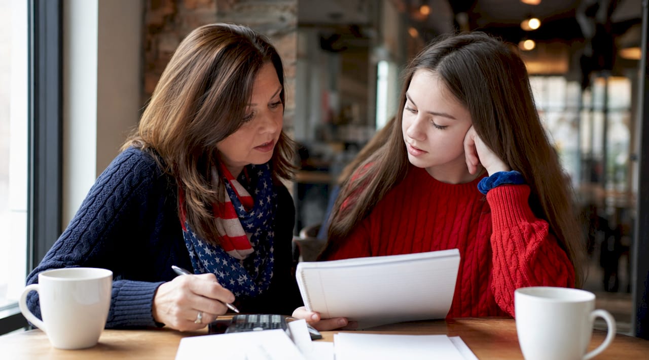 What Does a Net Price Calculator Reveal for Families