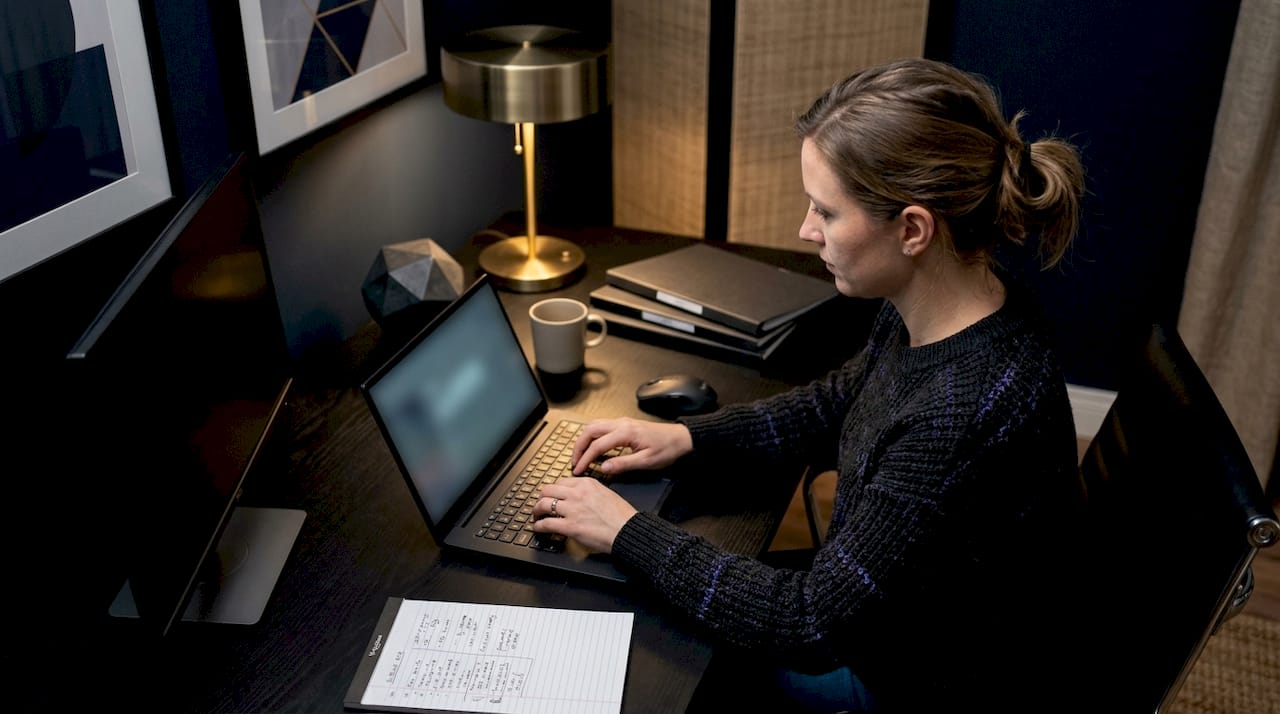 Manage Files with an AI Assistant: 2026 Guide