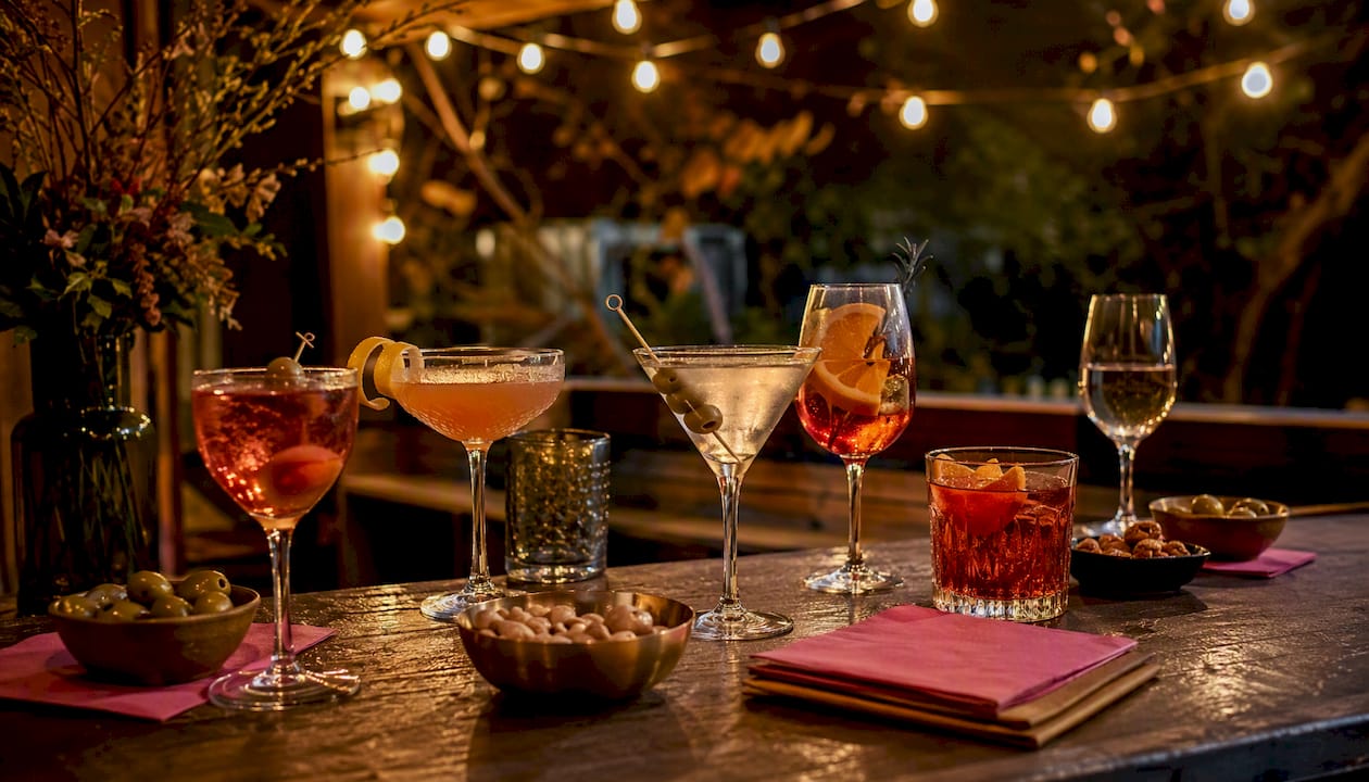 Selection of chilled apéritif glasses with garnishes