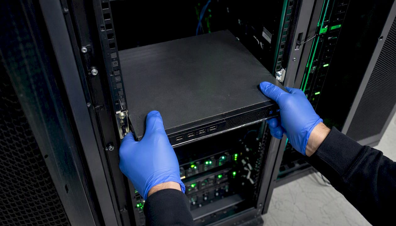 Hands tagging hardware security appliance