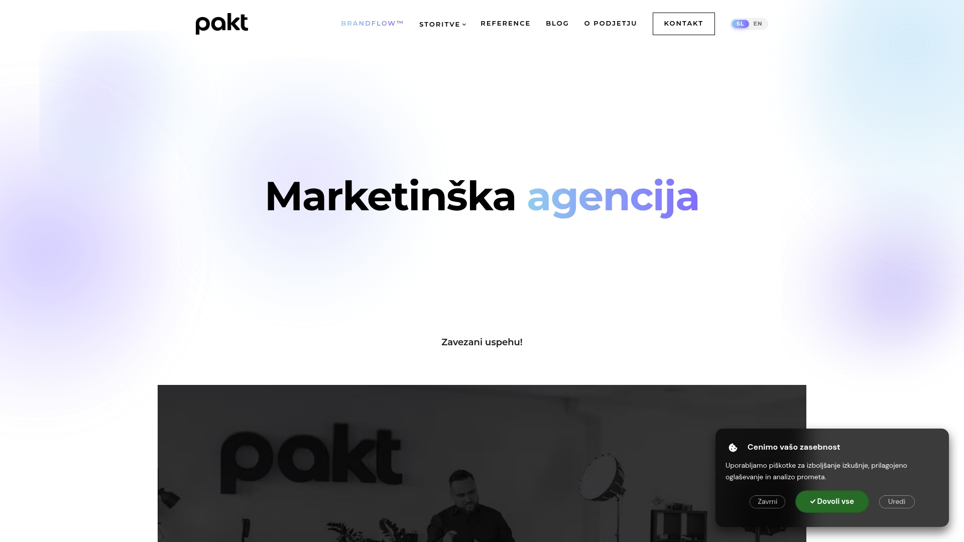 https://pakt.si