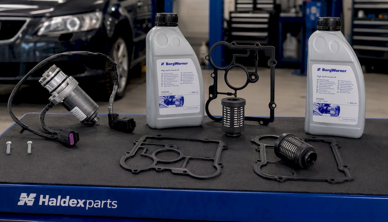 SAAB OPEL VAUXHALL 22765779 Rear Differential-Oil Pump, oil & filter 2098657 KIT