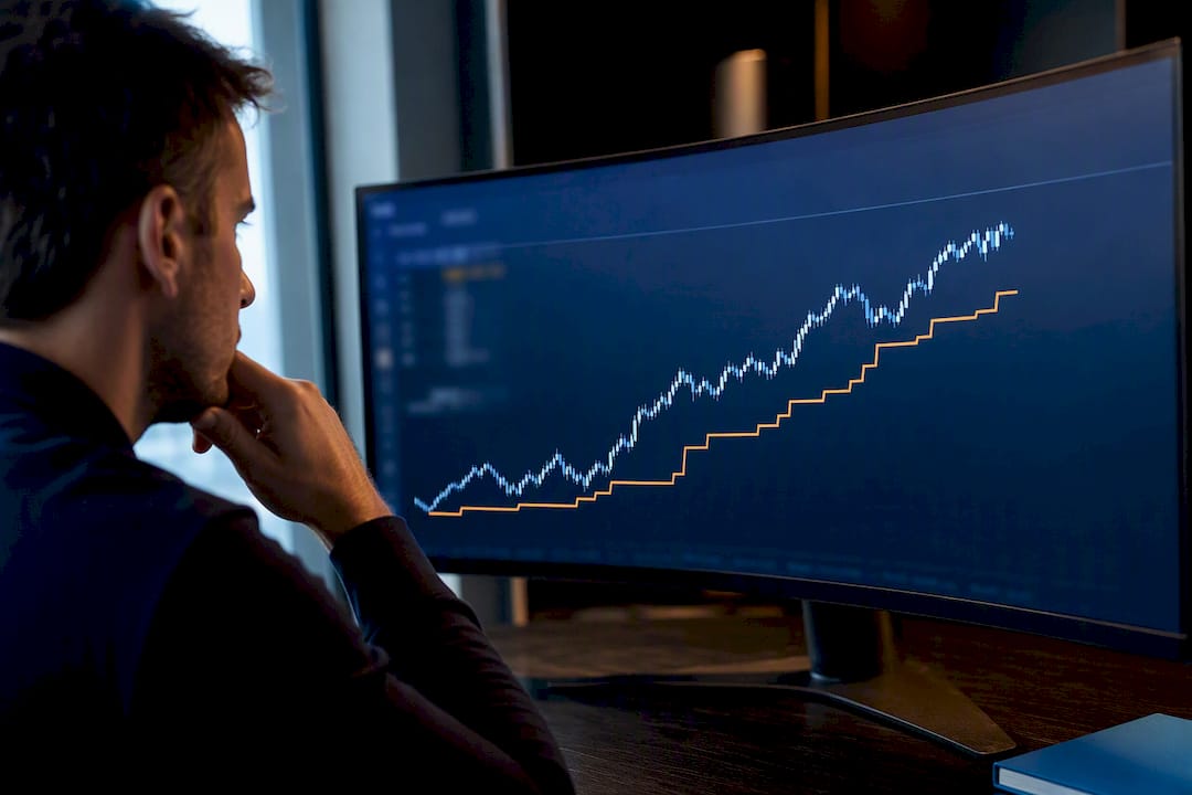 6 Trailing Stop Methods Traders Use: Regime First Rules to Pick One