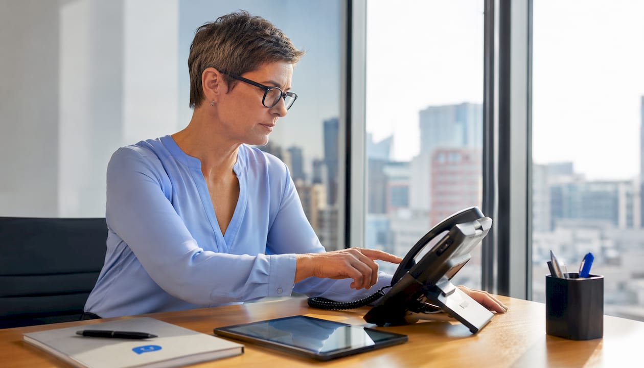 Anrufweiterleitung für Dienstleister: Best Practices für bessere Erreichbarkeit