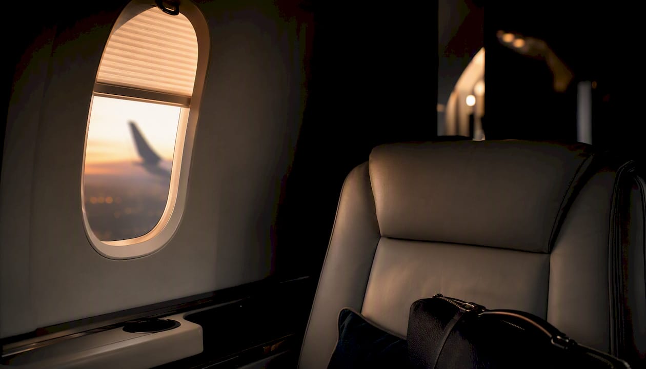 Best Empty Leg Sites for Spontaneous Private Jet Deals