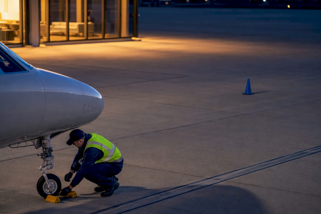 Private Jet Reliability: Vet Empty Leg Memberships, Affluent Flyers