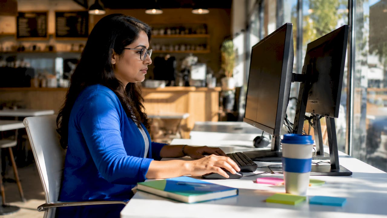 Why Support Teams Miss Customer Emails: 2026 Guide