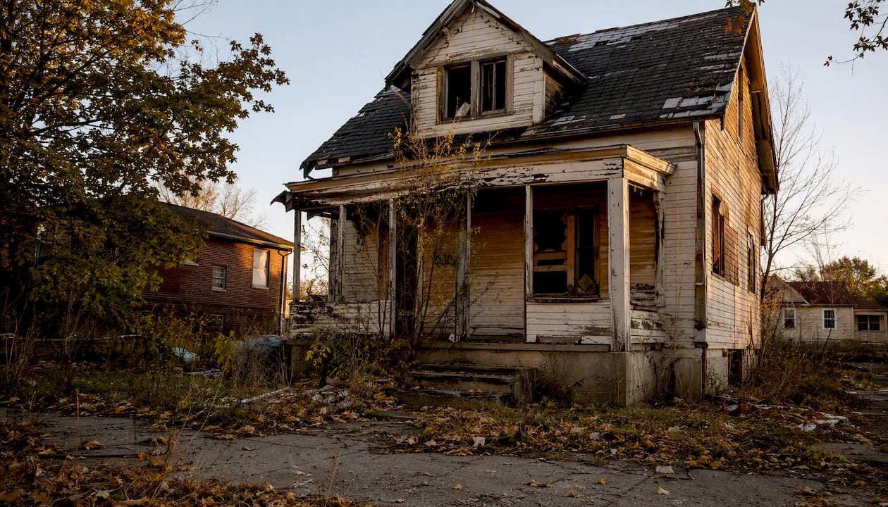 How to Sell a Condemned House Fast and As-Is