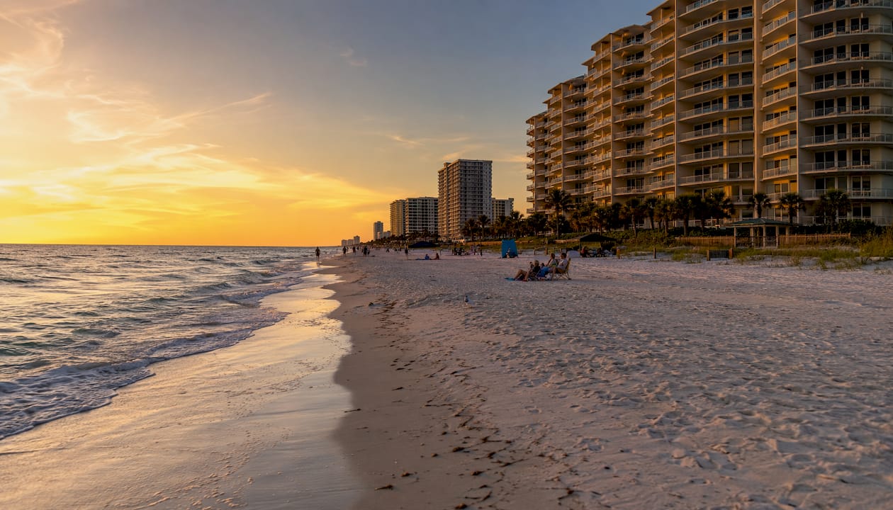 Majestic Resort Panama City Beach Rentals: 2026 Guide