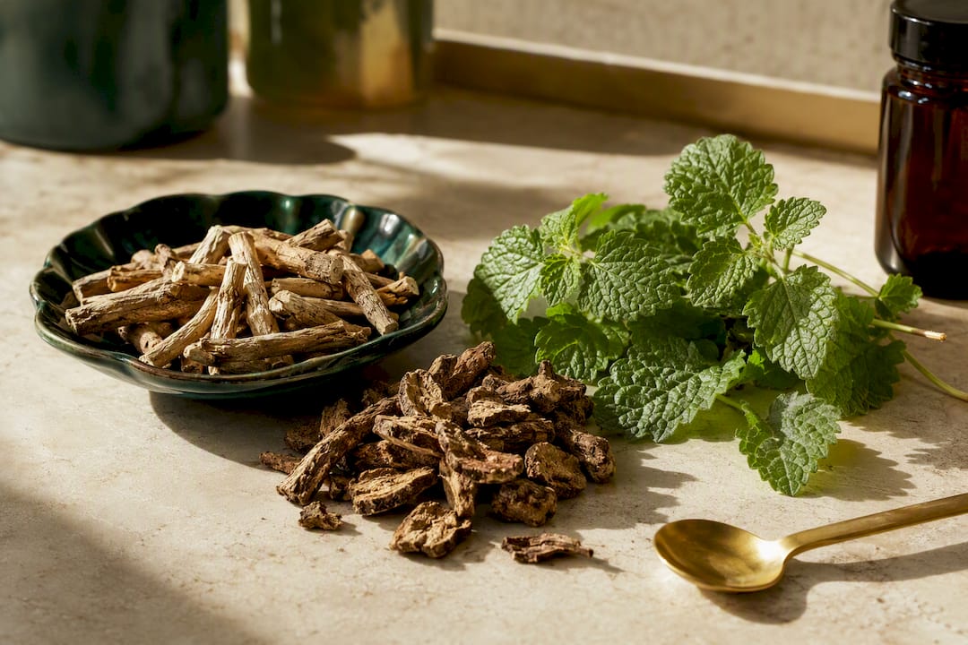 Ashwagandha rhodiola and lemon balm ingredients