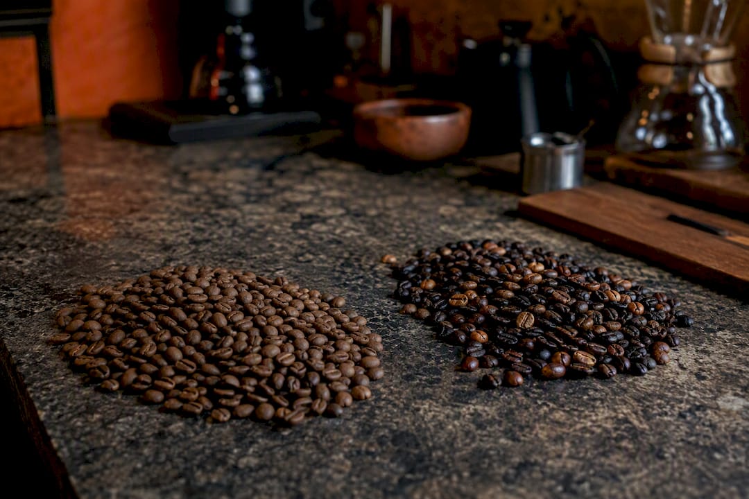 Comparison of craft and commercial roasted coffee beans