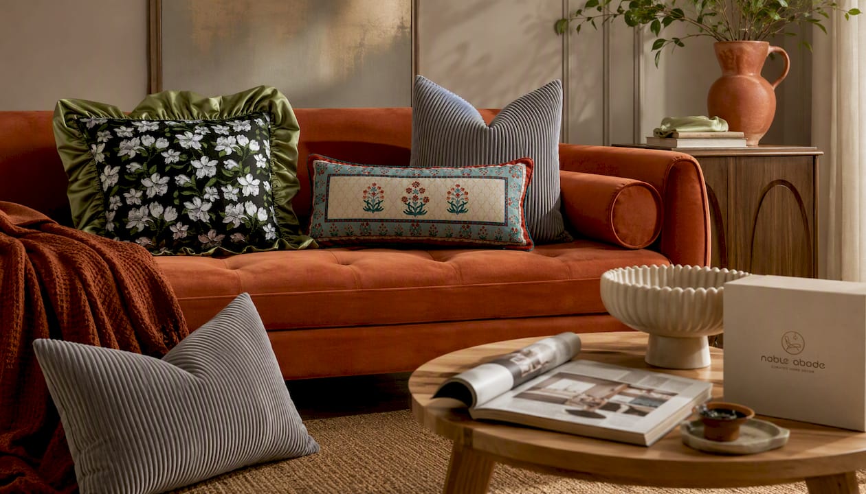 Retro Luxury Sofa Bed with Pillows